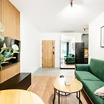 Апартаменты Legnicka 65 *