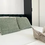 Legnicka 65 Апартаменты *