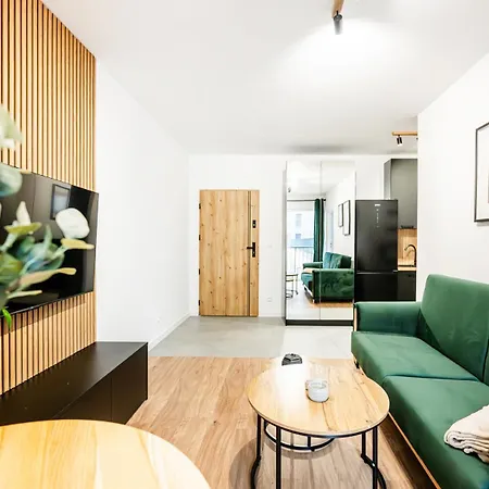 Apartment Legnicka 65 *