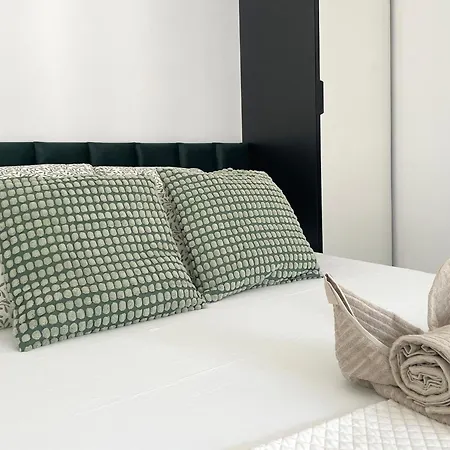 Legnicka 65 Apartmán *